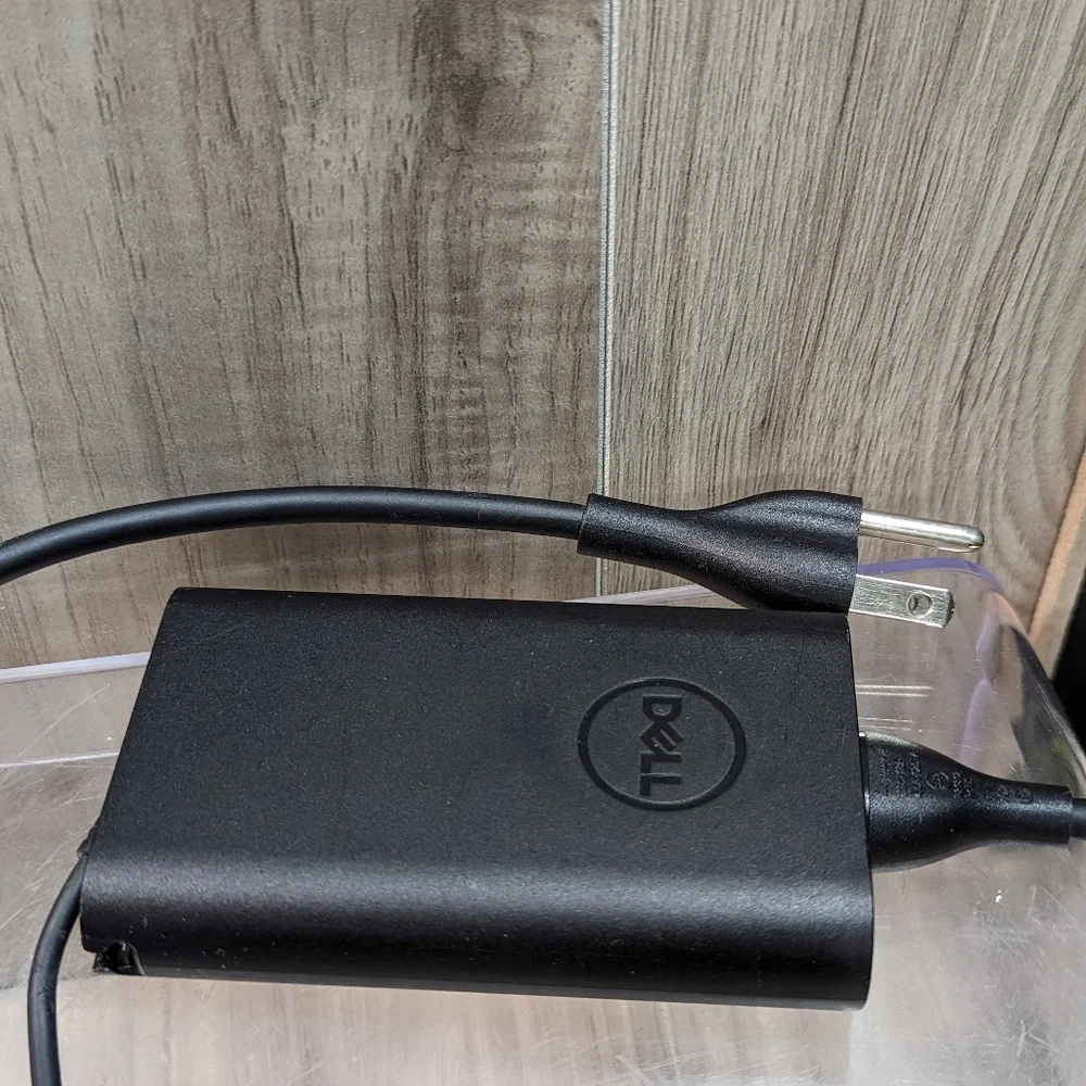 Dell Laptop Computer 65W AC Adapter Plug